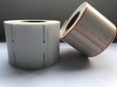 不干胶标签这样使用光油，效果超乎你想象。